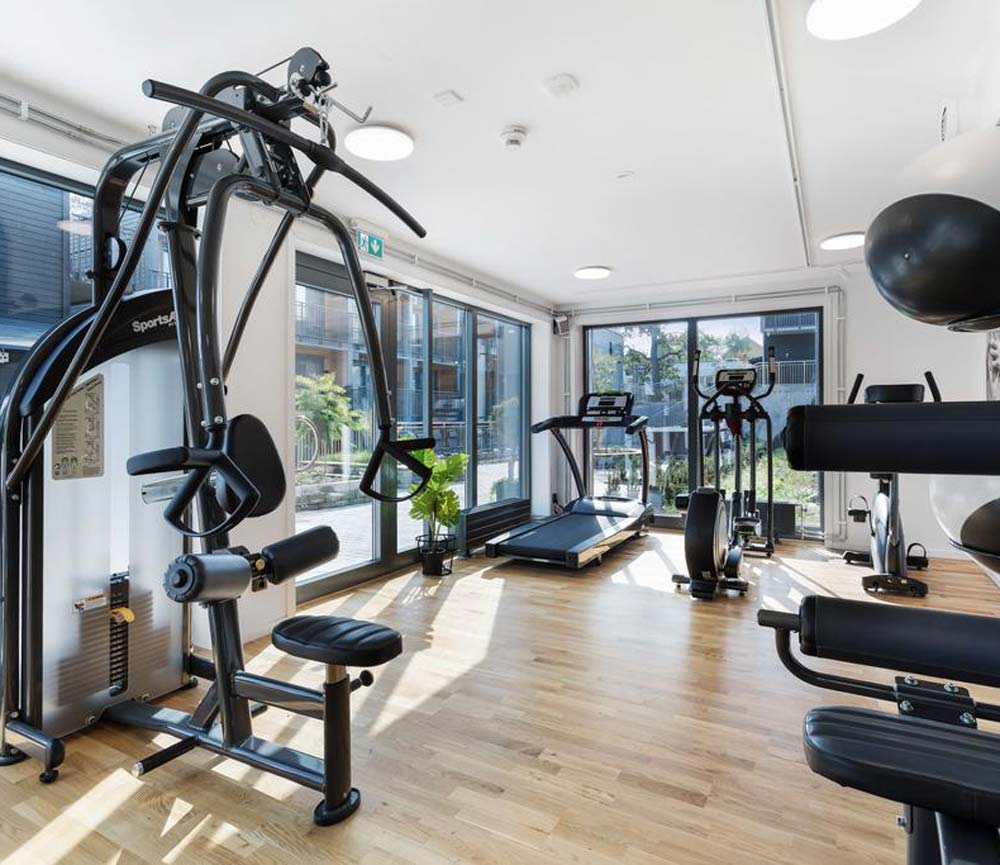 Fitness center at the hotel in Sollentuna